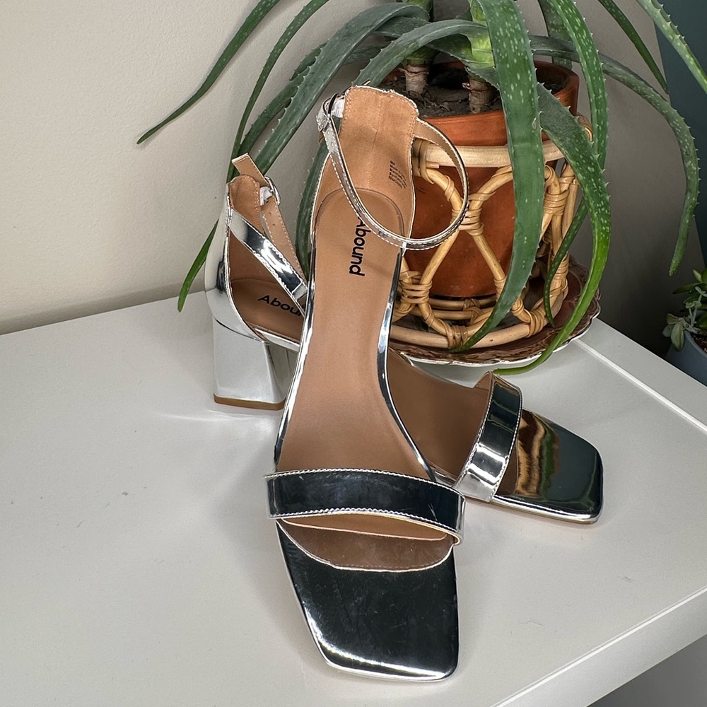 Abound Silver Metallic Block Heel Sandals, Square Toe Ankle Strap 9M
